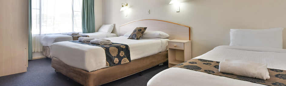Coffs Windmill Motel offers twin-rooms that comfortably sleep up to eight.
